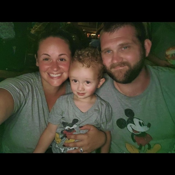 Meet your Posher, Jenn - Picture 8 of 8